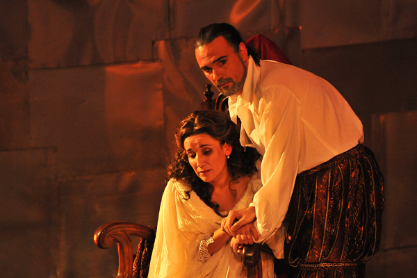 Teatru Astra in 'Opera'