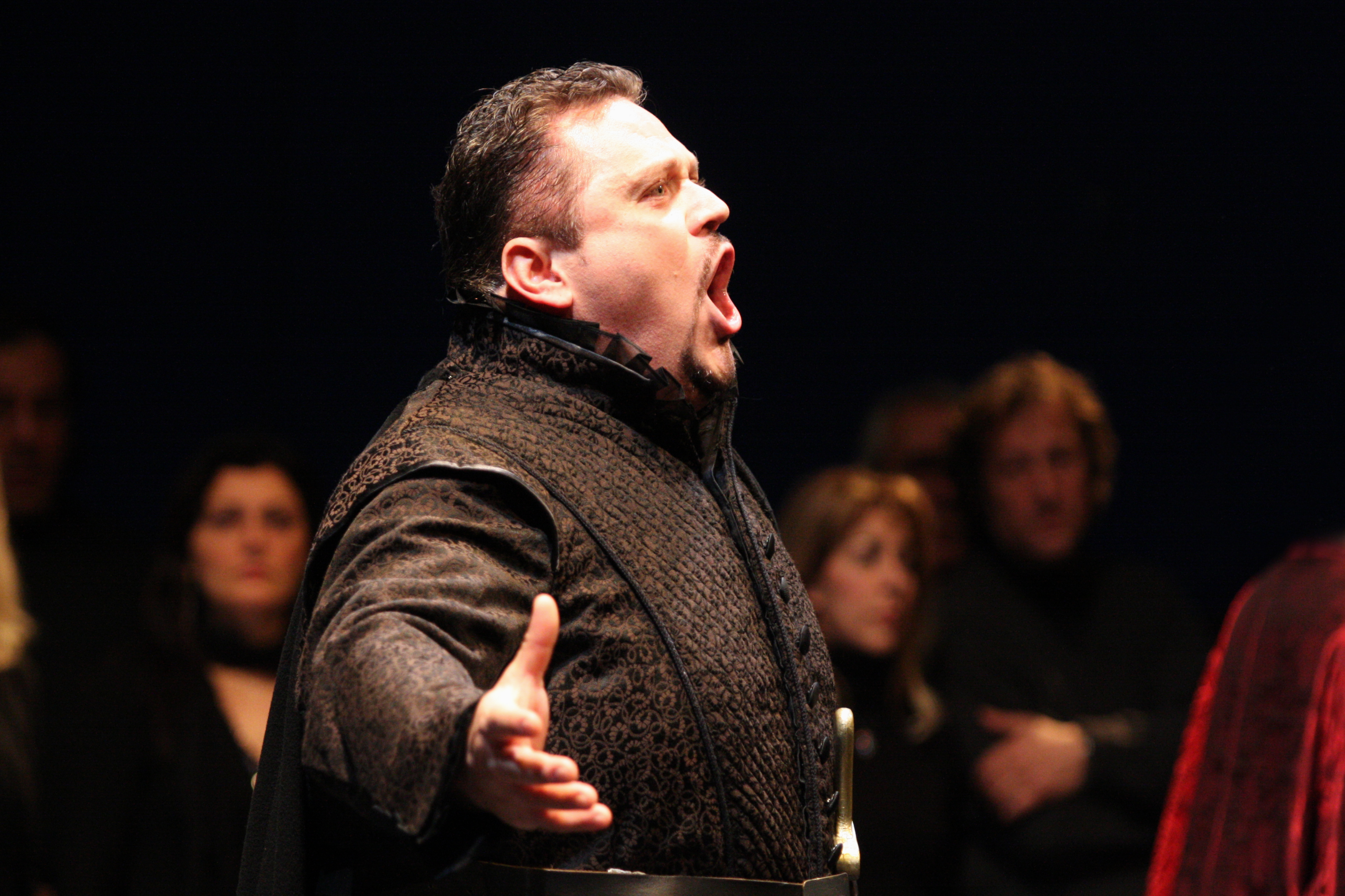 Italian tenor returns to Teatru Astra